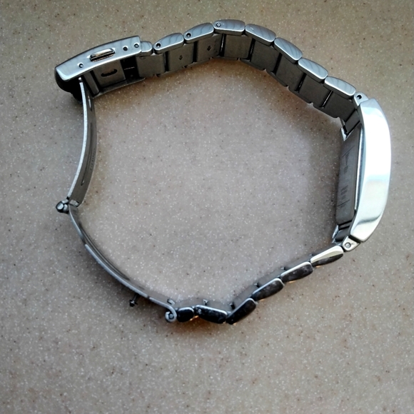 GUESS Ladies Watch, LIKE NEW - Picture 2 of 6